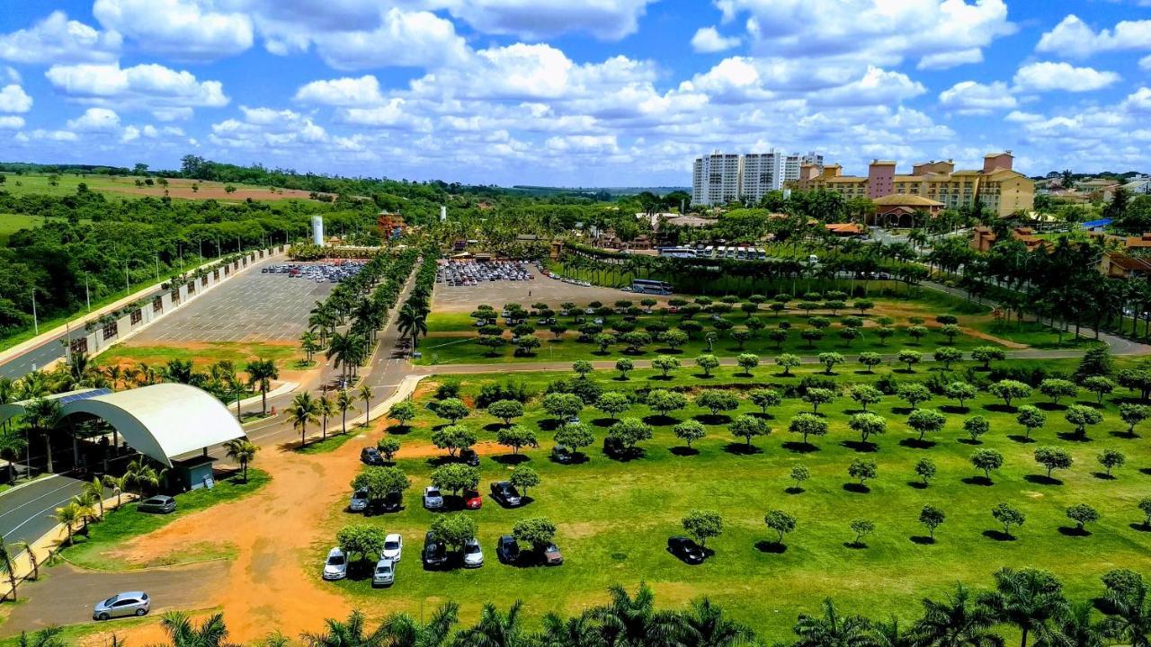 Apto Resort Olimpia Luaran gambar